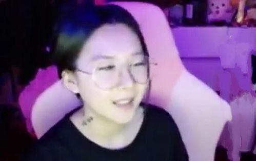娱乐圈爱豆爆料,揭秘明星背后的真实生活 第2张 娱乐圈爱豆爆料,揭秘明星背后的真实生活 第2张